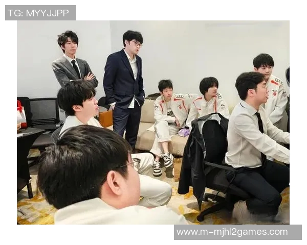 JDG在大师赛积分榜上以71分稳居首位展现强劲实力